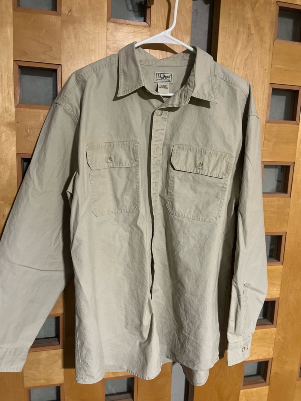 L.L. Bean Men's Light Beige Cotton Poplin Chore Shirt, L